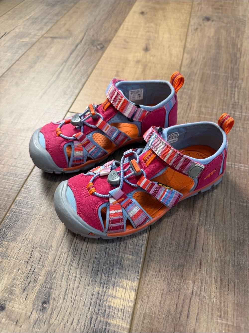 Keen Seacamp II CNX Washable Hiking Sandals Pink Big Kids Size 1
